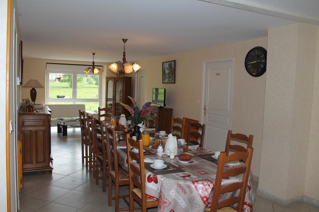 Chambres Et Table D'Hotes La Trottelee Bellefontaine  Екстер'єр фото
